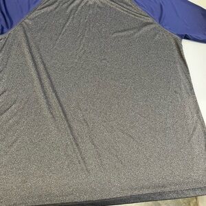 10- ALO Gray and Blue T Shirts XL